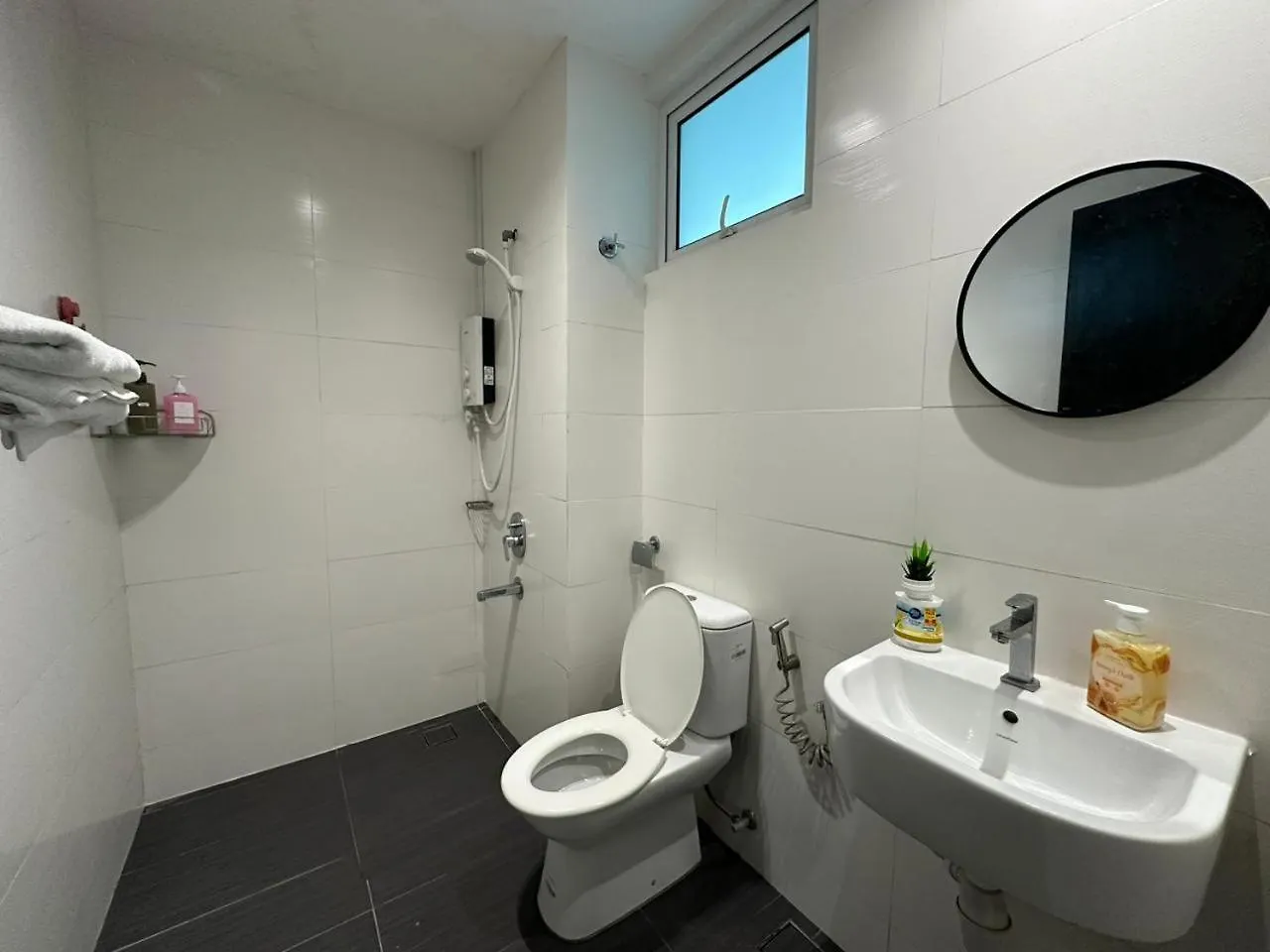 Twin Galaxy Muji Style 2 Bedroom With Balcony High Floor Nice City View Johor Bahru Apartment