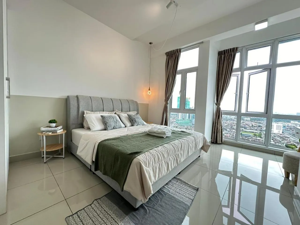 Twin Galaxy Muji Style 2 Bedroom With Balcony High Floor Nice City View Johor Bahru Apartment